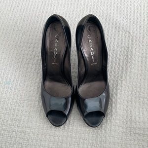 Metallic blue leather shoes from Italy almost brand new size 9 from Casadei